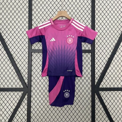 Personalização de camisas de futebol, Times internacionais de futebol, Uniformes de futebol de alta qualidade, Designs exclusivos de camisas de futebol, Coleção de camisas de futebol autênticas , Camisas de futebol vintage, Camisas de futebol colecionávei