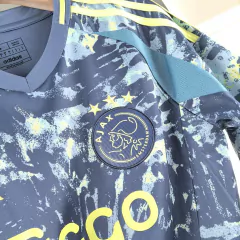 Personalização de camisas de futebol, Times internacionais de futebol, Uniformes de futebol de alta qualidade, Designs exclusivos de camisas de futebol, Coleção de camisas de futebol autênticas , Camisas de futebol vintage, Camisas de futebol colecionávei