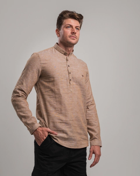 Bata Linho Manga Longa TRT Gola Padre Bege Escuro