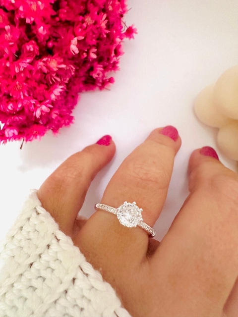 ANEL SOLITÁRIO LUXO ZIRCÔNIA PRINCESA PRT