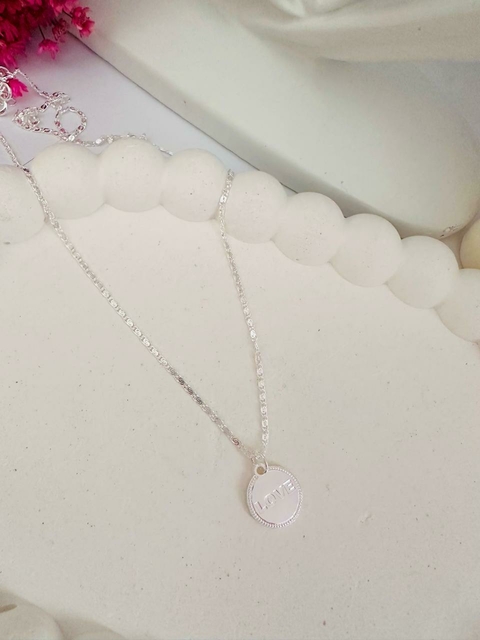 COLAR MEDALHA LOVE PRT - comprar online