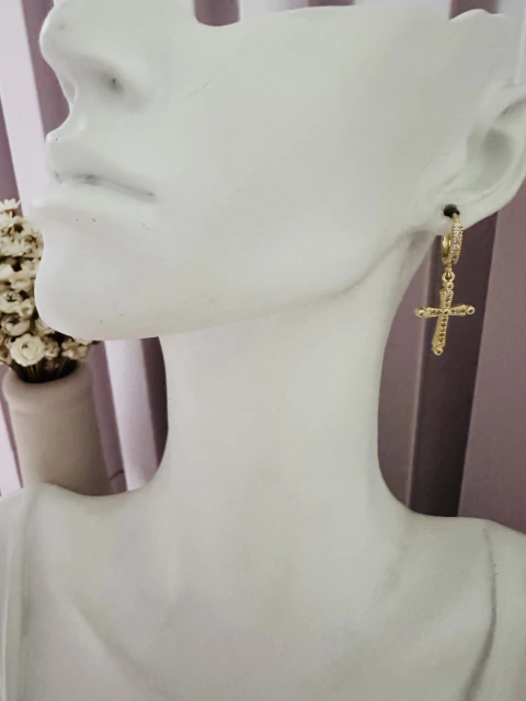 ARGOLINHA CRAVEJADA CRUZ G OUR