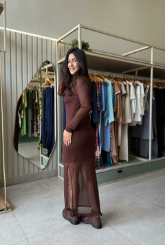 Vestido Megan Marrom na internet