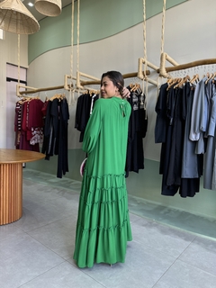 Vestido Verde Bandeira na internet