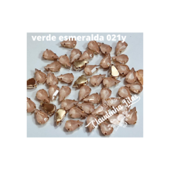 Chaton engrampado dourado gota 8mmx13mm c/10unids - Claudinha Fitas