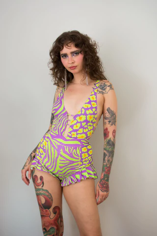 HOTPANTS BABADEIRA SELVAGEM NEON