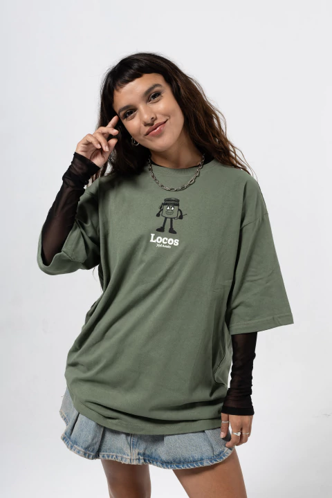 Remera oversized Locos Chimi - Verde