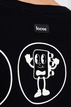 Remera semi-oversized Locos Personajes - Negra - tienda online