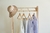 Perchero Ema en MDF con Melamina Blanca y Roble - comprar online