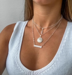 Mix Amaea Pingente Redondo Cravejado em Zirconia Folheado a Prata