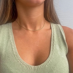 Choker Amaea Corrente de Elos pequenos Folheada a ouro 18k.