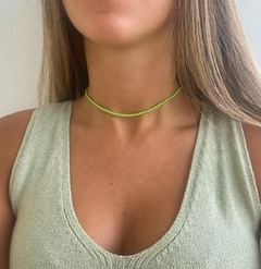 Choker Amaea Miçanga Jablonex Verde Claro com Fecho Folheado a Prata
