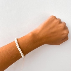 Pulseira Amaea Macramê Cristal de Vidro Facetado Perolado 6mm