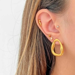 Brinco Amaea Orgânico Folheado a Ouro 18k