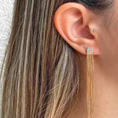 Brinco Amaea Franja Longa Folheado a Ouro 18k - 1 Ano de Garantia no Banho