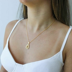 Colar Amaea Pingente Gota em Zircônias Folheados a Ouro 18k - 1 Ano de Garantia no Banho