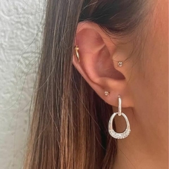 Brinco Amaea Argola com Extensor em Zircônias Folheado a Prata - 1 Ano de Garantia no Banho