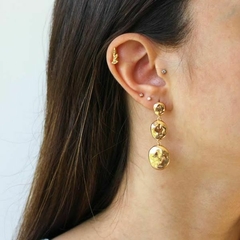 Brinco Amaea Moedas Marteladas Folheado a Ouro 18k - comprar online