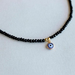 Choker Amaea em Cristal Facetado Preto Com Pingente de Olho Grego Folheado a Ouro