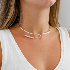 Choker Amaea Orgânica Trabalhada Folheada a Prata