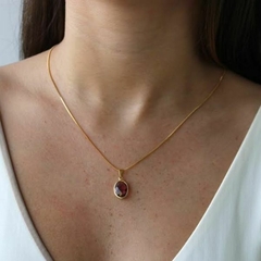 Conjunto Amaea Pingentes em Cristal Facetado Bordô Folheado a Ouro 18k - comprar online
