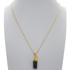 Colar Amaea com Pingente Turmalina Negra Folheado a 18k 