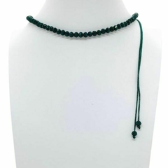 Choker Amaea de Cristal Facetado Verde Floresta em Macramê de 4mm 