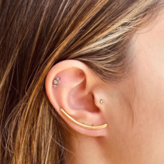 Brinco Amaea Ear Cuff Meia Lua Folheado a Ouro 18k