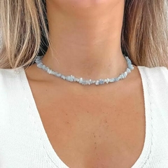 Choker Amaea Cascalho Natural Água Marinha Mini Folheado a Ouro 18k