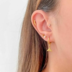 Brinco Amaea Argola com Pingente Rabo de Sereia Folheado a Ouro 18k
