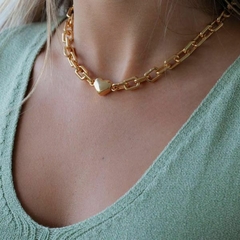 Choker Amaea Elos Retangulares com Fecho Imã de Coração Folheado a Ouro 18k