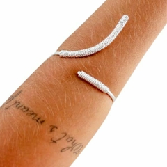 Bracelete Amaea Orgânica Trabalhada Folheada a Prata