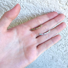 Brinco Amaea Ear Cuff Zirconias Coloridas Folheado a Prata - 1 Ano de Garantia no Banho