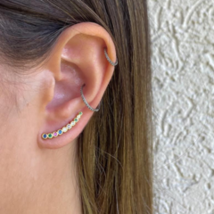 Brinco Amaea Ear Cuff Zirconias Coloridas Folheado a Ouro 18k - 1 Ano de Garantia no Banho