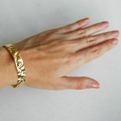 Bracelete Amaea Trabalhada Folheada a Ouro 18k