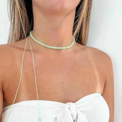 Choker Amaea de Cristal Facetado Verde Fosco em Macramê de 4mm