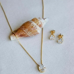 Conjunto Amaea Formato Gota Folheado a Ouro 18k