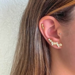 Brinco Amaea Ear Cuff em Zirconias Folheado a Ouro 18k - 1 Ano de Garantia no Banho