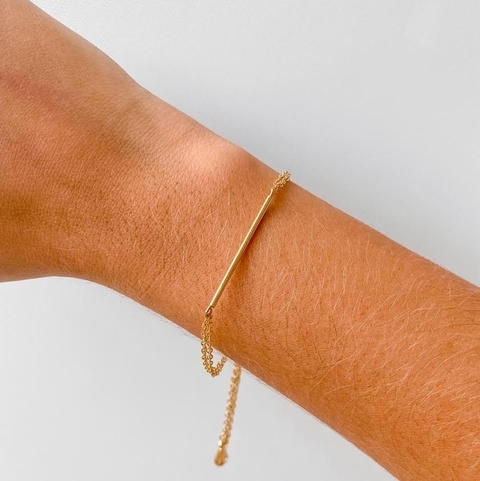 Pulseira  com Tubo e Correntes com Fecho Gravata Folheada a Ouro Amaea