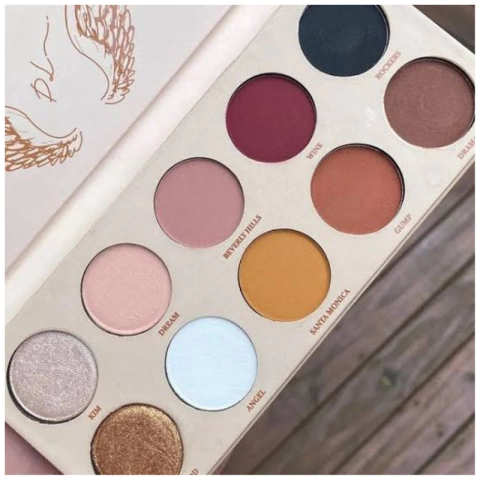 Paleta de Sombras Los Angeles Pri Lessa Catharine Hill