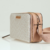 Bolsa Guess Crossbody Monogram - comprar online