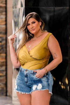 BODY - MAIÔ DOIS EM UM DOURADO