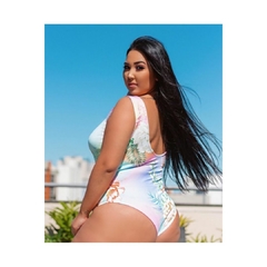 MAIÔ HAVAI FLORAL na internet