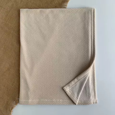 MANTA DE PLUSH BEGE UNISSEX 90X85cm