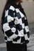 Jaqueta 90’s upcycling black and white Courino com Carneirinho