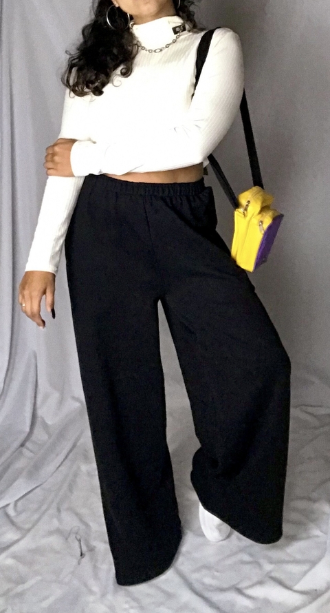 Calça Pantalona Riaj Moletinho preto