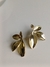 Brinco folhas dourado
