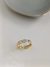 Anel em Banho de Ouro Com Detalhes Em Ródio Branco na internet