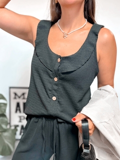Musculosa con volados