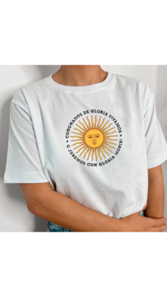 Remera CORONADOS DE GLORIA - comprar online